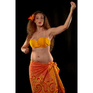 What a blast to get to shoot with a gorgeous Tahitian Dancer.  Ne-Ne was looking for shots to use to promote herself, and I got an opportunity to shoot something truly beautiful and interesting.